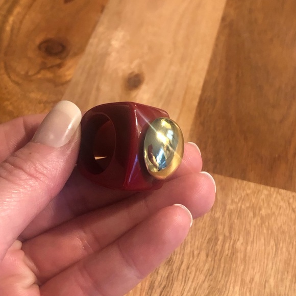 Acrylic Ring - Picture 5 of 9